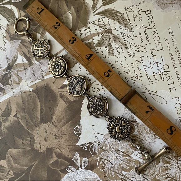 Lucky Brand Antique Bronze Swivel Coin Toggle Bracelet - Picture 11 of 11